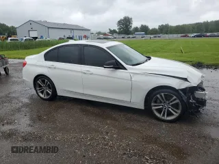 2013 BMW 3 Series 335i xDrive z VIN WBA3B9G59DNR90259, wystawiony jako Copart lot #61618495 z przebiegiem 127 440 mil mil oraz Szkoda całkowita • Salvage title. Historia ofert i sprzedaży dostępna na DreamBid. Obrazek 4.