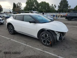 2022 Kia EV6 Wind with VIN KNDC3DLC0N5055138, listed as a Copart auction lot 48755975 with 30,493 mi miles and Salvage Title. Bid and sale history available at carsss.com. Image 4.