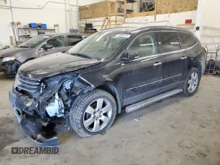 2015 Chevrolet Traverse LTZ z VIN 1GNKRJKD7FJ241052, wystawiony jako Copart lot #49956795 z przebiegiem 122 212 mil mil oraz Szkoda całkowita • Salvage title. Historia ofert i sprzedaży dostępna na DreamBid. Obrazek 1.