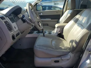 2010 Mercury Mariner с VIN 4M2CN9BG3AKJ24955, выставлен на аукционе Copart как лот 49281755 с пробегом 140 768 миль миль и Списание • Salvage title. История ставок и продаж доступна на DreamBid. Изображение 7.