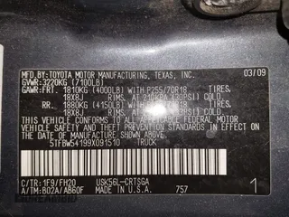 2009 Toyota Tundra 4WD Truck with VIN 5TFBW54199X091510, listed as a IAAI auction lot 42025369 with 234,784 mi miles. Bid and sale history available at carsss.com. Image 9.