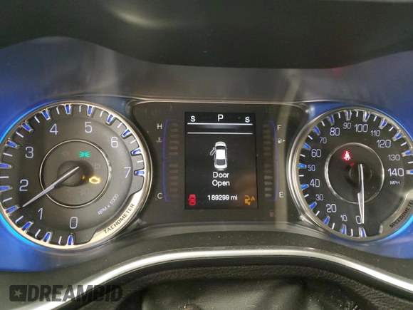 2015 Chrysler 200 Limited with VIN 1C3CCCAG7FN685096, listed as a Copart auction lot 83343374 with 189,299 mi miles and Non Repairable. Bid and sale history available at carsss.com. Image 9.
