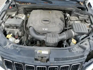 2014 Jeep Grand Cherokee Limited z VIN 1C4RJFBG3EC361343, wystawiony jako Copart lot #55815835 z przebiegiem 295 682 mil mil oraz Szkoda całkowita • Salvage title. Historia ofert i sprzedaży dostępna na DreamBid. Obrazek 11.