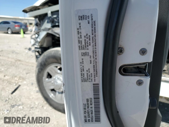 2022 Ram 2500 Limited with VIN 3C6UR5TL1NG391969, listed as a Copart auction lot 45242165 with 147,035 mi miles and Salvage title. Bid and sale history available at DreamBid. Image 15.