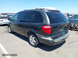 2006 Dodge Grand Caravan SXT with VIN 2D4GP44L36R630845, listed as a IAAI auction lot 42042341 with 203,675 mi miles. Bid and sale history available at carsss.com. Image 3.