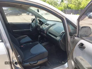 2007 Honda Fit с VIN JHMGD38427S030044, выставлен на аукционе IAAI как лот 42429395 с пробегом 118 558 миль миль и . История ставок и продаж доступна на DreamBid. Изображение 5.