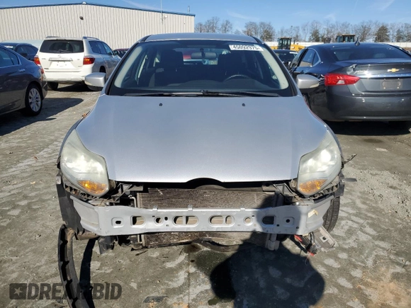 2012 Ford Focus SEL with VIN 1FAHP3M27CL316886, listed as a Copart auction lot 45092975 with 137,055 mi miles and Salvage Title. Bid and sale history available at carsss.com. Image 5.