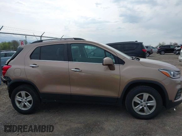 2018 Chevrolet Trax LT with VIN 3GNCJPSB5JL302011, listed as a IAAI auction lot 42177288 with 71,553 mi miles and . Bid and sale history available at carsss.com. Image 14.