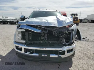 2019 Ford Super Duty F-450 DRW XL with VIN 1FT8W4DT1KEG71809, listed as a Copart auction lot 47646435 with 62,687 mi miles and Salvage Title. Bid and sale history available at carsss.com. Image 5.