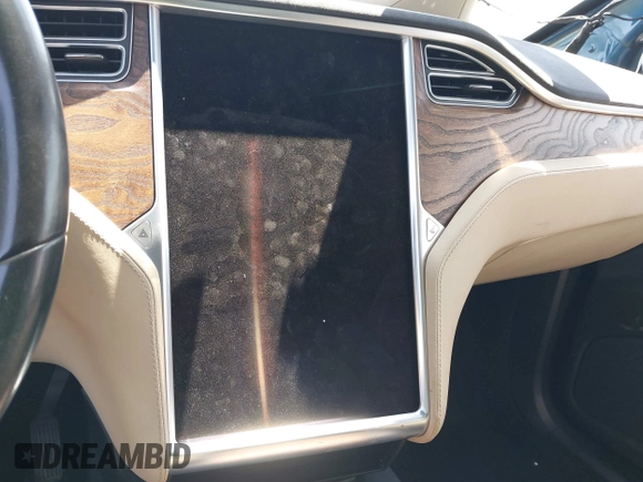 2017 Tesla Model X 90D z VIN 5YJXCBE24HF044656, wystawiony jako IAAI lot #40054420 z przebiegiem 137 621 mil mil oraz . Historia ofert i sprzedaży dostępna na DreamBid. Obrazek 18.