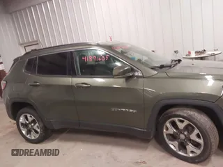 2020 Jeep Compass Limited with VIN 3C4NJDCB0LT127121, listed as a IAAI auction lot 41891605 with 110,373 mi miles. Bid and sale history available at carsss.com. Image 13.