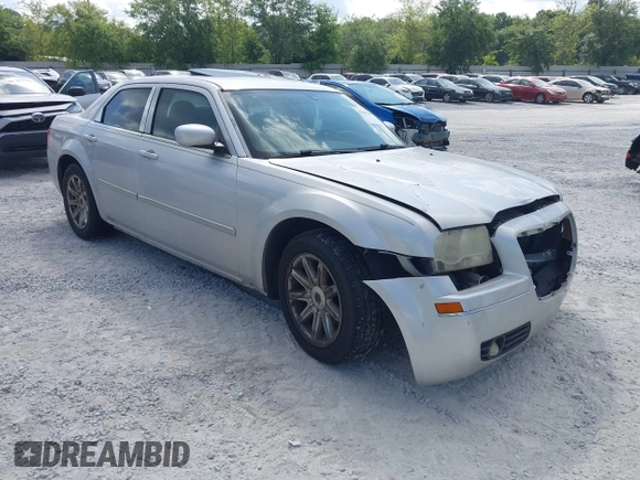 2006 Chrysler 300 Touring z VIN 2C3KA53G86H109231, wystawiony jako IAAI lot #42299031 z przebiegiem Nie podano mil oraz . Historia ofert i sprzedaży dostępna na DreamBid. Obrazek 1.