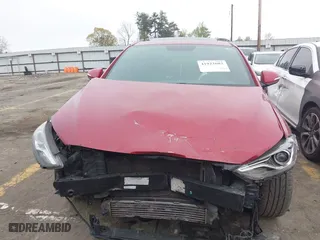 2018 Hyundai Elantra Sport with VIN KMHD04LB3JU498156, listed as a IAAI auction lot 41923602 with 175,000 mi miles. Bid and sale history available at carsss.com. Image 12.