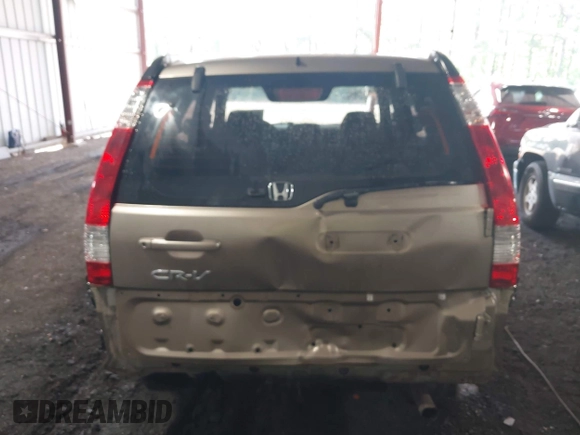 2005 Honda CR-V LX with VIN JHLRD68565C001659, listed as a IAAI auction lot 42162314 with 155,212 mi miles and . Bid and sale history available at carsss.com. Image 6.