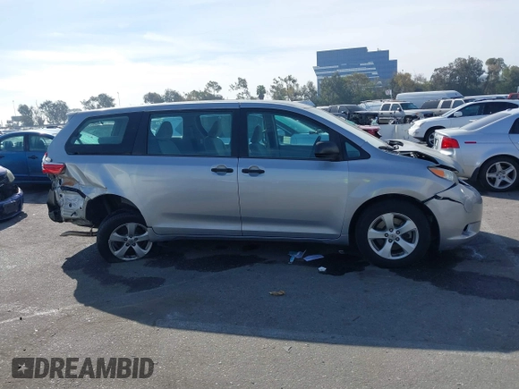 2017 Toyota Sienna L with VIN 5TDZZ3DC2HS803274, listed as a IAAI auction lot 41678577 with 44,427 mi miles and . Bid and sale history available at DreamBid. Image 13.