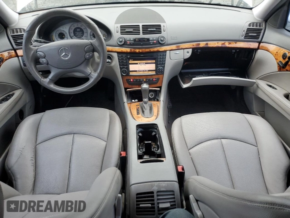 2009 Mercedes-Benz E-Class Luxury 3.5L with VIN WDBUF56X39B363877, listed as a Copart auction lot 54974735 with 221,870 mi miles and Clean Title. Bid and sale history available at carsss.com. Image 8.