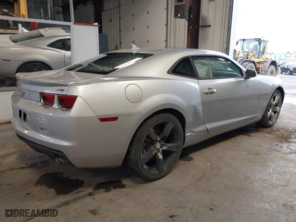 2012 Chevrolet Camaro 2LT with VIN 2G1FC1E3XC9119932, listed as a IAAI auction lot 41226291 with 121,553 mi miles. Bid and sale history available at carsss.com. Image 4.