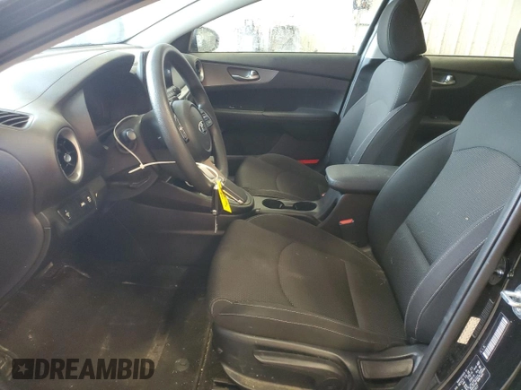 2021 Kia Forte LXS with VIN 3KPF24AD6ME391617, listed as a Copart auction lot 61461165 with 61,272 mi miles and Salvage title. Bid and sale history available at DreamBid. Image 7.