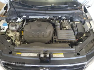 2022 Volkswagen Tiguan SE R-Line Black z VIN 3VV8B7AX3NM092731, wystawiony jako Copart lot #63430355 z przebiegiem 23 435 mil mil oraz Szkoda całkowita • Salvage title. Historia ofert i sprzedaży dostępna na DreamBid. Obrazek 12.