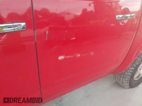 2005 Nissan Frontier SE with VIN 1N6AD07U95C463775, listed as a IAAI auction lot 42783610 with 196,085 mi miles and . Bid and sale history available at DreamBid. Image 13.