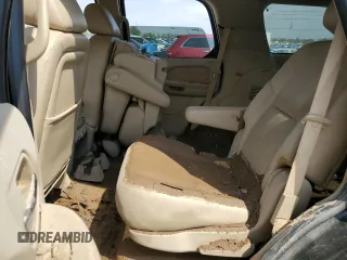 2010 Cadillac Escalade z VIN 1GYUKAEF5AR140423, wystawiony jako Copart lot #52850495 z przebiegiem Nie podano mil oraz Szkody całkowita. Historia ofert i sprzedaży dostępna na DreamBid. Obrazek 11.