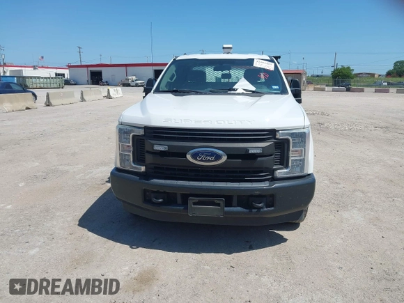 2019 Ford F-250 XL with VIN 1FD7X2A68KEE68410, listed as a IAAI auction lot 42483463 with 100,636 mi miles and . Bid and sale history available at DreamBid. Image 12.