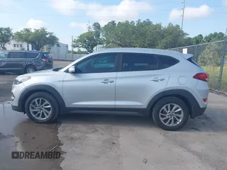 2016 Hyundai Tucson Limited with VIN KM8J33A25GU227907, listed as a IAAI auction lot 42211605 with 142,578 mi miles. Bid and sale history available at carsss.com. Image 14.