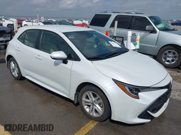 2022 Toyota Corolla Hatchback SE with VIN JTNB4MBE5N3188805, listed as a IAAI auction lot 41881571 with 45,416 mi miles. Bid and sale history available at carsss.com. Image 1.