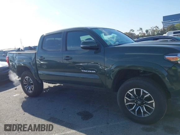 2021 Toyota Tacoma SR z VIN 3TMCZ5AN7MM395940, wystawiony jako IAAI lot #41860127 z przebiegiem 39 338 mil mil oraz . Historia ofert i sprzedaży dostępna na DreamBid. Obrazek 13.