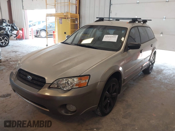 2006 Subaru Legacy Outback with VIN 4S4BP61C367316326, listed as a IAAI auction lot 42632321 with 250,727 mi miles and . Bid and sale history available at DreamBid. Image 2.