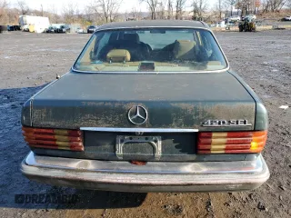 1990 Mercedes-Benz 420 with VIN WDBCA35E3LA545297, listed as a Copart auction lot 82408304 with 199,708 mi miles and Salvage Title. Bid and sale history available at carsss.com. Image 6.