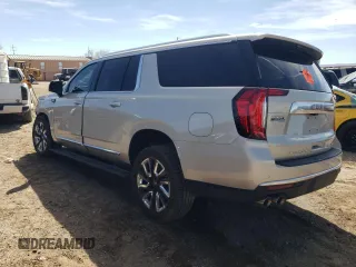 2021 GMC Yukon XL Denali with VIN 1GKS2JKL1MR206370, listed as a Copart auction lot 49702315 with 62,857 mi miles and Salvage Title. Bid and sale history available at carsss.com. Image 2.