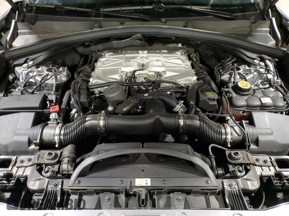 2023 Jaguar F-Pace SVR with VIN SADCZ2EE1PA704896, listed as a Copart auction lot 47456695 with 6,623 mi miles and Salvage Title. Bid and sale history available at DreamBid. Image 8.