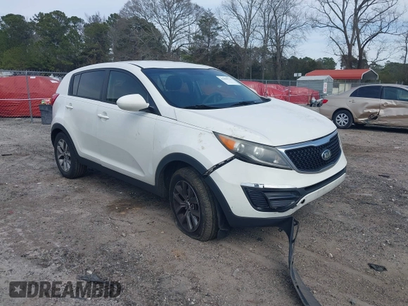 2016 Kia Sportage LX with VIN KNDPB3AC2G7823758, listed as a IAAI auction lot 41690714 with 151,687 mi miles. Bid and sale history available at carsss.com. Image 1.