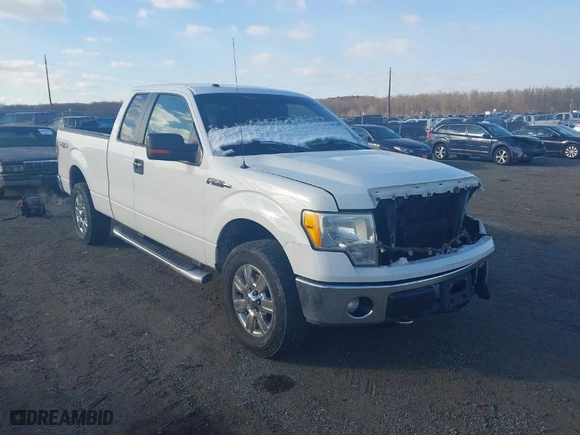 2011 Ford F-150 XL with VIN 1FTFX1EF4BFA04271, listed as a IAAI auction lot 41628272 with 154,758 mi miles. Bid and sale history available at carsss.com. Image 1.