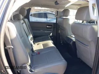 2016 Toyota Sequoia Limited with VIN 5TDJY5G16GS140022, listed as a IAAI auction lot 40995557 with 116,032 mi miles. Bid and sale history available at carsss.com. Image 8.
