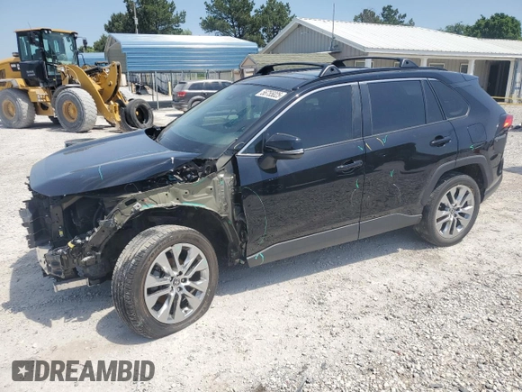 2022 Toyota RAV4 XLE Premium z VIN 2T3A1RFV7NW296422, wystawiony jako Copart lot #56755025 z przebiegiem 44 934 mil mil oraz Szkoda całkowita • Salvage title. Historia ofert i sprzedaży dostępna na DreamBid. Obrazek 1.