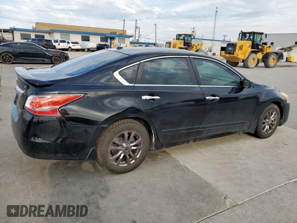 2015 Nissan Altima S with VIN 1N4AL3AP3FN915192, listed as a Copart auction lot 50333745 with 297,372 mi miles and Salvage Title. Bid and sale history available at carsss.com. Image 3.
