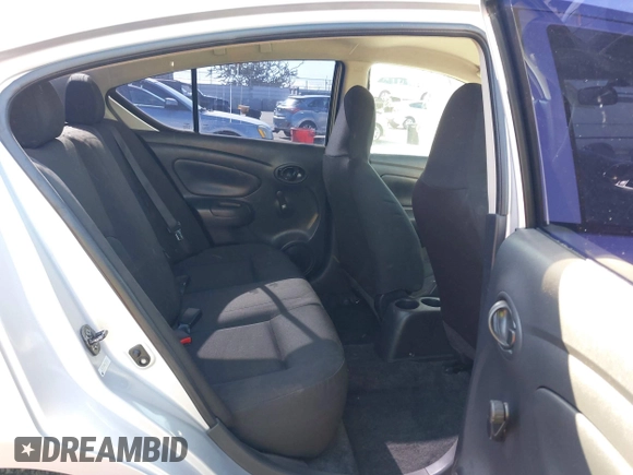 2016 Nissan Versa SV with VIN 3N1CN7AP5GL828015, listed as a IAAI auction lot 40849652 with 99,928 mi miles. Bid and sale history available at carsss.com. Image 8.