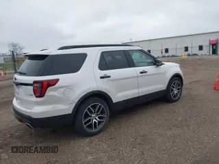 2017 Ford Explorer Sport with VIN 1FM5K8GT0HGC58953, listed as a IAAI auction lot 42079041 with 264,639 mi miles and . Bid and sale history available at carsss.com. Image 4.