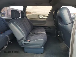 1991 Toyota Previa z VIN JT3AC11R6M0021461, wystawiony jako Copart lot #53749465 z przebiegiem 172 996 mil mil oraz Czysty tytuł • Clean title. Historia ofert i sprzedaży dostępna na DreamBid. Obrazek 11.