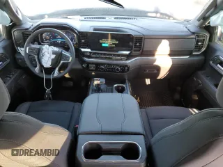 2024 Chevrolet Silverado 1500 RST with VIN 2GCUDEEDXR1139228, listed as a Copart auction lot 85792904 with 2,688 mi miles and Salvage Title. Bid and sale history available at carsss.com. Image 8.