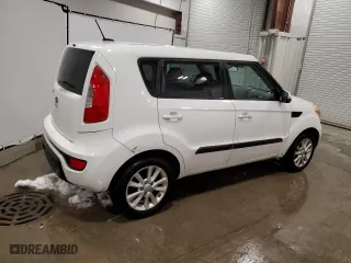 2012 Kia Soul + with VIN KNDJT2A61C7425121, listed as a Copart auction lot 45560815 with 208,833 mi miles and Clean Title. Bid and sale history available at carsss.com. Image 3.