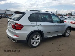 2013 BMW X5 xDrive50i with VIN 5UXZV8C52DL899056, listed as a Copart auction lot 53461625 with 186,598 mi miles and Clean title. Bid and sale history available at DreamBid. Image 3.