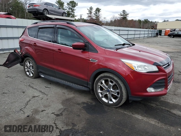 2014 Ford Escape SE z VIN 1FMCU9GX5EUB52229, wystawiony jako Copart lot #53062115 z przebiegiem 180 855 mil mil oraz Szkoda całkowita • Salvage title. Historia ofert i sprzedaży dostępna na DreamBid. Obrazek 4.