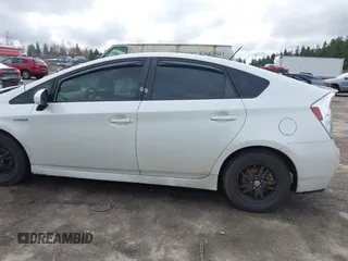 2015 Toyota Prius Four with VIN JTDKN3DU4F0471103, listed as a IAAI auction lot 41766898 with 88,773 mi miles. Bid and sale history available at carsss.com. Image 14.
