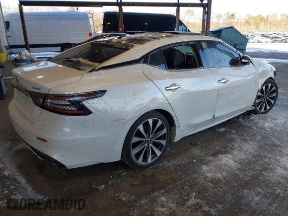2020 Nissan Maxima Platinum with VIN 1N4AA6FV5LC385023, listed as a IAAI auction lot 41340116 with 82,924 mi miles and . Bid and sale history available at DreamBid. Image 4.