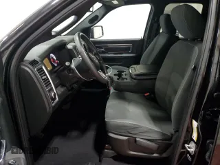 2021 Ram 1500 Warlock z VIN 1C6RR7GGXMS526629, wystawiony jako Copart lot #57223795 z przebiegiem 26 475 mil mil oraz Szkoda całkowita • Salvage title. Historia ofert i sprzedaży dostępna na DreamBid. Obrazek 7.