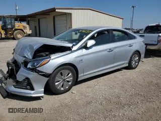 2019 Hyundai Sonata Hybrid SE with VIN KMHE24L34KA093465, listed as a Copart auction lot 75462904 with 0 mi miles and Salvage Title. Bid and sale history available at carsss.com. Image 1.