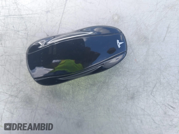 2016 Tesla Model S 70 with VIN 5YJSA1E14GF157118, listed as a IAAI auction lot 41794381 with 53,651 mi miles and . Bid and sale history available at DreamBid. Image 11.